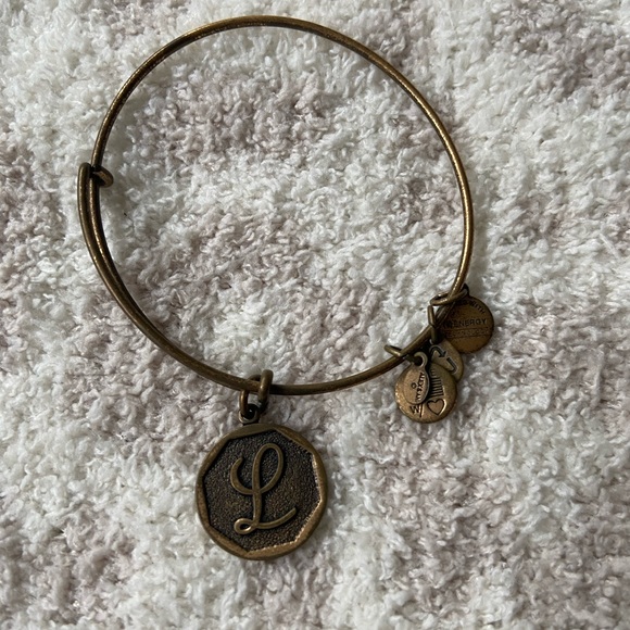 Alex and Ani initial L bracelet - Picture 4 of 4